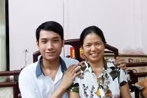 Nam sinh mừng ít lo nhiều khi đậu thủ khoa