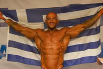 Hụt vô địch, VĐV thể hình tát mạnh vào mặt trọng tài 