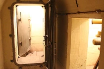 Bí mật căn hầm của Bộ trưởng Công an Trần Quốc Hoàn