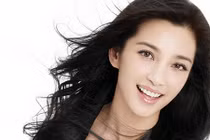 Lấy vợ 4 tuổi này, may mắn giàu có như “bắt được vàng“