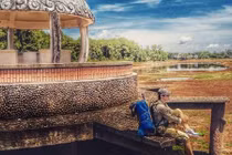 Công viên nước bỏ hoang đầy ma mị ở Huế hút giới trẻ