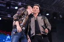 Loạt ảnh tố quan hệ “mờ ám” của Đàm Vĩnh Hưng - Dương Triệu Vũ