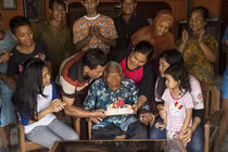 Cụ ông cao tuổi nhất thế giới đón sinh nhật lần thứ 146