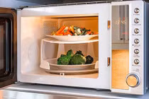 Đặt lò vi sóng ở vị trí này gia đình ngày càng lụi bại