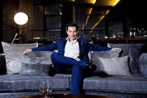 Trần Bảo Sơn và Hà Phương: So găng siêu penthouse trăm tỷ