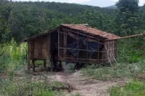 Cha dượng bất nhân 2 ngày 3 lần hiếp dâm con riêng của vợ 