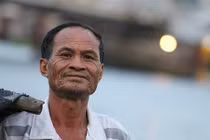 Chuyện về người "cướp cơm Hà Bá" trên sông Sài Gòn