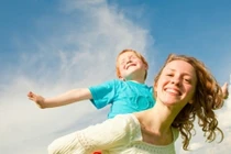 Chồng là “của nợ”, thà làm mẹ đơn thân!