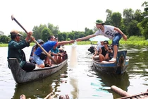 Chùm ảnh: Những trải nghiệm thú vị ở miền Tây mùa nước nổi