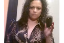 Đi đám ma mẹ chồng cũ, gặp tình địch lao vào cấu xé