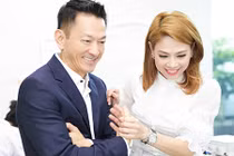 “Búp bê” Thanh Thảo được bạn trai hộ tống đi từ thiện