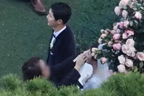 Song Hye Kyo đẹp lộng lẫy bên chú rể Song Joong Ki