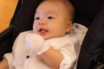 “Ngất lịm” trước vẻ đáng yêu của con trai Dương Cẩm Lynh