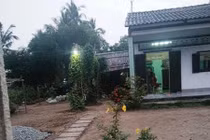 Bàng hoàng phát hiện vợ chết treo cổ trong chuồng heo