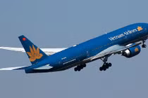 Huỷ nhiều chuyến bay do ảnh hưởng cơn bão số 2