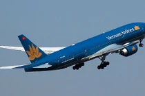 Huỷ nhiều chuyến bay do ảnh hưởng cơn bão số 2