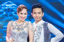 Khánh Thi, Phan Hiển ngọt ngào kết đôi trên sân khấu