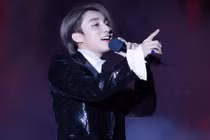 Ca sĩ hát không rõ lời: Khán giả chuốc bực khi nghe!