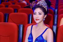 Đặng Thu Thảo quyết từ bỏ danh hiệu Hoa hậu Đại dương 2014