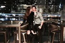 Hồ Ngọc Hà công khai ảnh hôn má Kim Lý