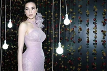 Hà Hồ úp mở chia tay, vợ đại gia kim cương đã thắng?