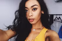 Diễn viên đóng “Glee” phiên bản Việt bị tố lộ ngực là ai?