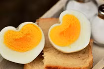 8 thực phẩm bạn không nên hâm nóng bằng lò vi sóng