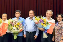 Phó Ban tuyên giáo Thành ủy TP HCM xin thôi việc