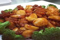 Nhà hàng chuyên phục vụ món ăn làm từ của quý động vật