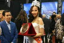 Khánh Ngân The Face đăng quang Hoa hậu Hoàn cầu 2017