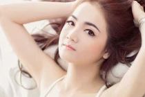 Dùng bột phấn rôm theo cách này, thâm nách, hôi nách khỏi ngay