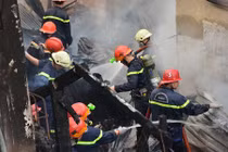 TP.HCM xin dùng trực thăng quân đội chữa cháy nhà cao tầng