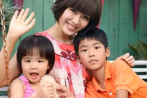 Tình duyên lận đận của hoa hậu bị tố cướp hôn phu của em họ