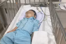 Vụ bé trai bị bạo hành: Sao trút giận vào trẻ nhỏ?