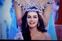 Đỗ Mỹ Linh trượt Top 15, người đẹp Ấn Độ đăng quang Miss World 2017