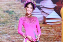 Hành trình Nam Em thoát mác “bản sao” Hoa hậu Thu Thảo