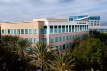 Hãng dược Mỹ bị nghi lại quả gần 20 triệu đô la cho bác sĩ