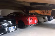 Đăng ảnh “dàn siêu xe biển xanh Cần Thơ”: Phạt hành chính có đúng?