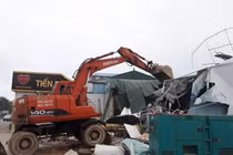 Dừng hoạt động hàng loạt cơ sở “chỉ bán hàng cho khách TQ”