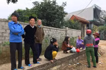 Bà nội bé 20 ngày tuổi từng nói: “Nếu cháu tôi chết, tôi chết theo“