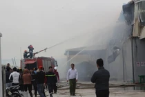 Cháy ngùn ngụt tại Công ty TNHH Bông Thái Bình