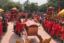 Ảnh: Nghi thức chém lợn được tổ chức kín ở Ném Thượng