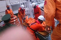 Cứu hộ tìm thấy thêm một thi thể mắc kẹt trên tàu VTB 26