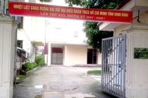 Giám đốc Sở đánh lái xe bị cảnh cáo và cho thôi các chức vụ trong Đảng