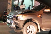 Kinh hoàng TNGT ô tô đâm chết 4 người đi bộ