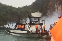 Cháy tàu trên vịnh Hạ Long: Tạm dừng toàn bộ tàu của Ánh Dương 12