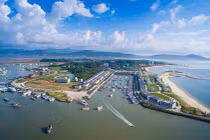 Khách hoảng hốt vì buồng máy tàu du lịch Hạ Long ngập khói