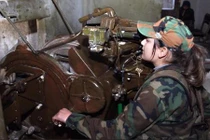 Cận cảnh những “bông hồng thép” chống IS ở Syria