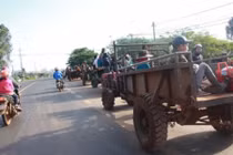 Bi kịch cha con tông nhau chết, mẹ dập xương ngày Tết