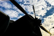 Cận cảnh chiếc máy bay duy nhất của Việt Nam có thể bay lùi